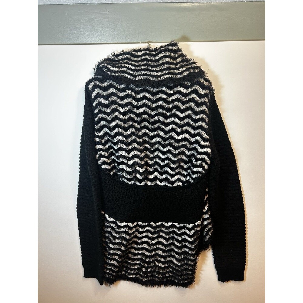 Elsea & Theodore Zebra Knit Cardigan Sweater Black White L Rose Brooch Chic Top - Picture 12 of 14